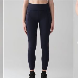 lululemon invigorate 7/8 tight in midnight navy